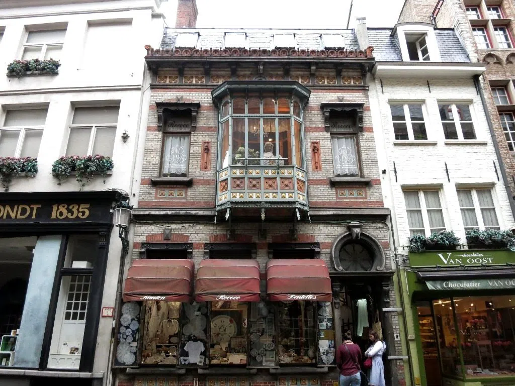 Rococo, Bruges